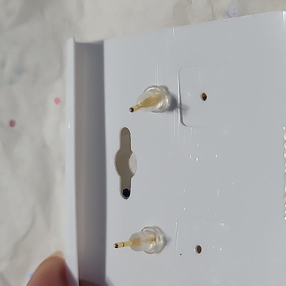 Earrings - Picture 3 of 3